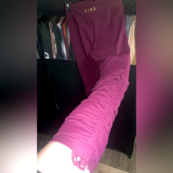 PINK best butt leggings - Picture 3 of 5